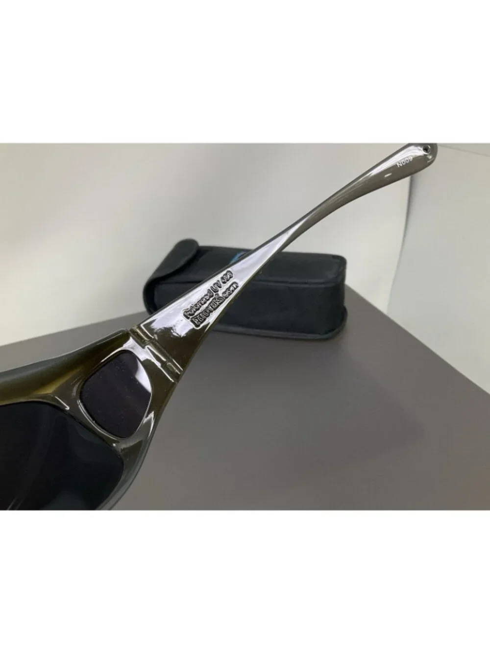 Jonathan Paul Fitovers Polarized Sunglasses  Frame Olive Crystal JP009 & Case